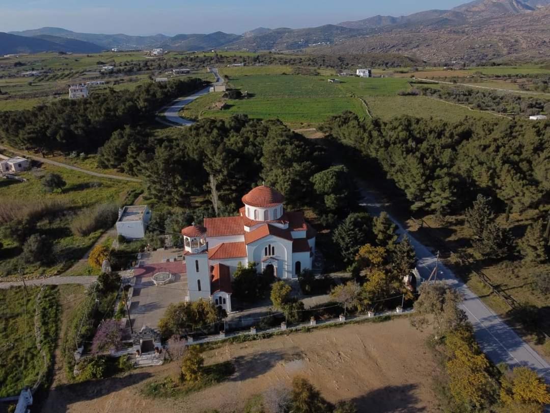 Ferienwohnung Rhykkes Farmhouse With View Ano Sangrion Exterior foto