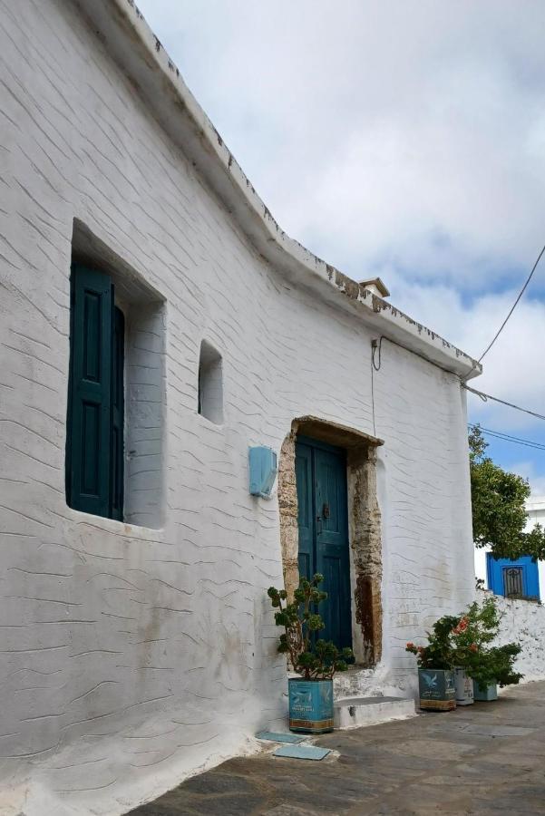 Ferienwohnung Rhykkes Farmhouse With View Ano Sangrion Exterior foto